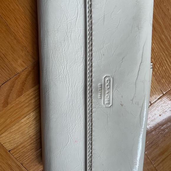 Coach patent white wallet - Picture 6 of 6